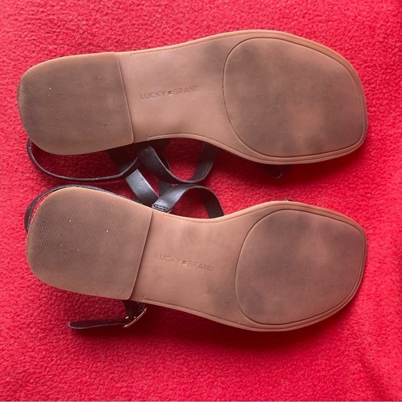 LUCKY BRAND Sz 9 Strappy Leather Buckle Closure Made in  Brazil Sandals - Picture 4 of 11